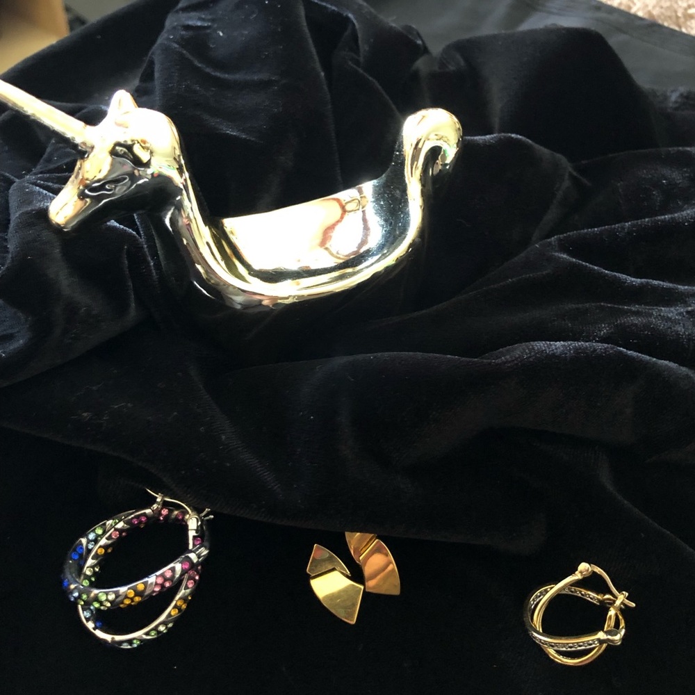 Earrings.  3 pair & unicorn holder